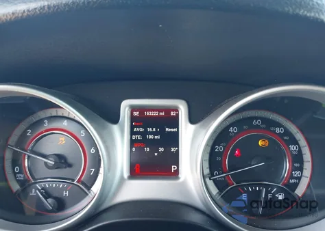 2015 Dodge Journey R/T z USA, uszkodzony, nr VIN 3C4PDCEG4FT683035